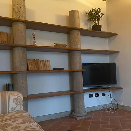 Podere Cedrola Casa de Férias *