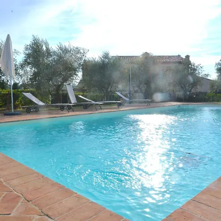 Podere Cedrola بيت للعطل